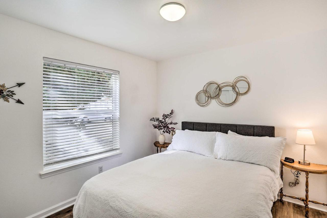 Mount Shasta Escape With Balcony About Walk To Dtwn Villa Eksteriør bilde